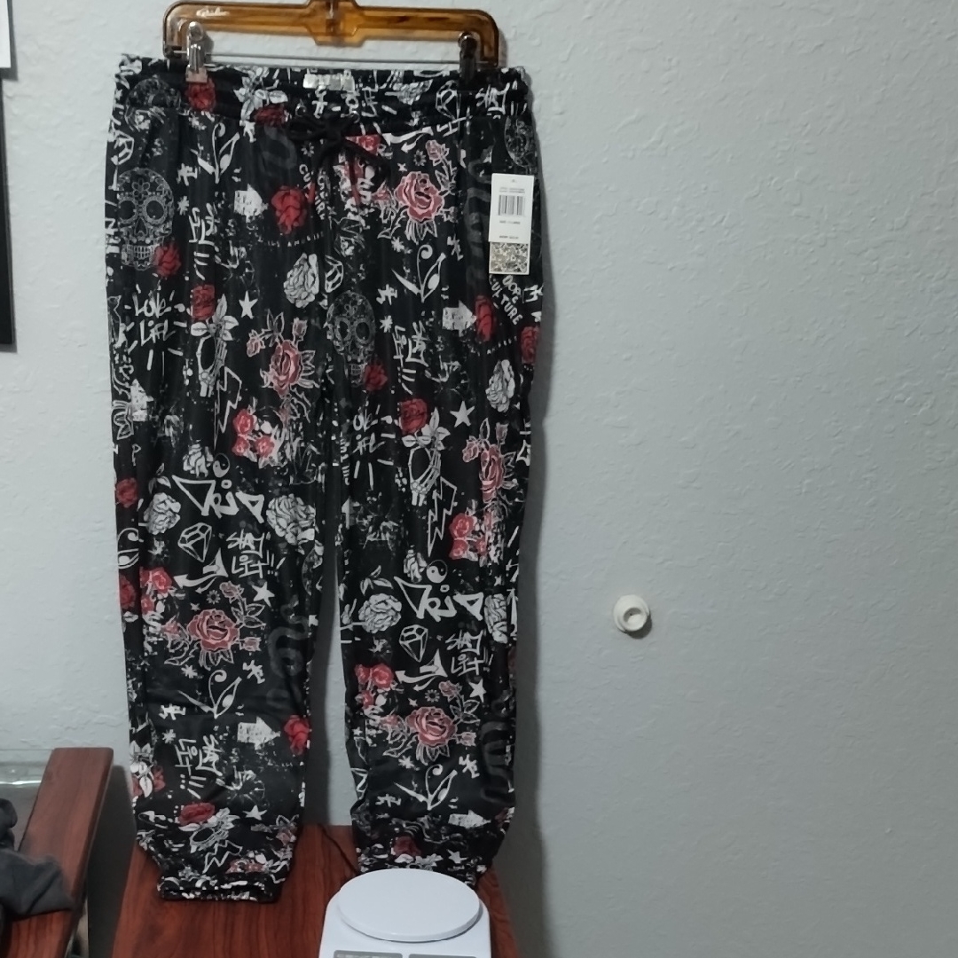 Brand New Street Wear Jogger Pants Xl